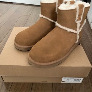 BRAND NEW NEVER WORN Shearing Uggs Women size 8
